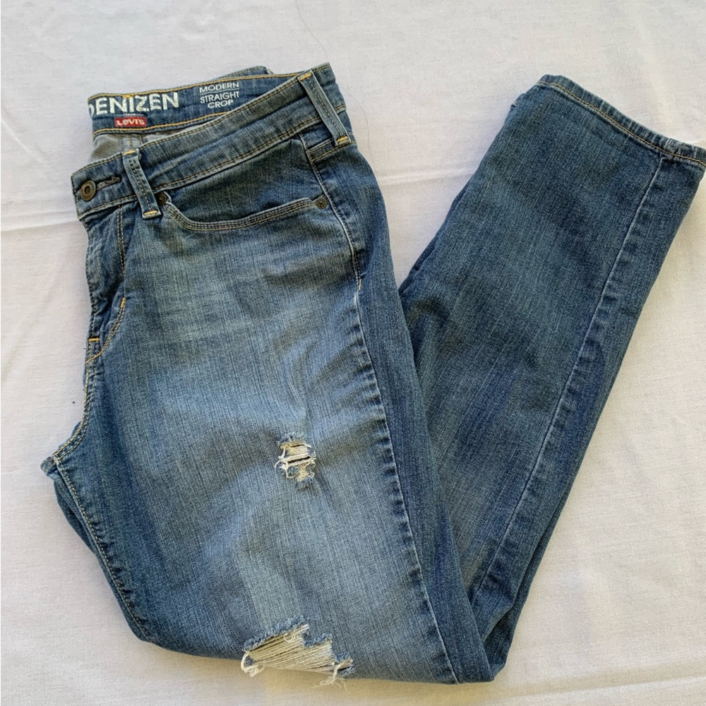 Denizen Women Distressed Jeans